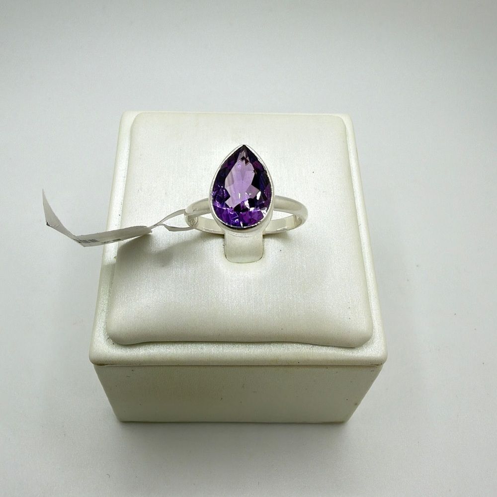NWT 12x8mm faceted pear cut AMETHYST solitaire ring in sterling silver!